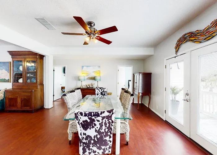 Abaco House Holiday home *