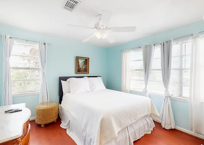 Abaco House